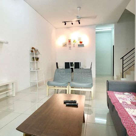Kampar Sakura 3 Landed Villa Exterior foto