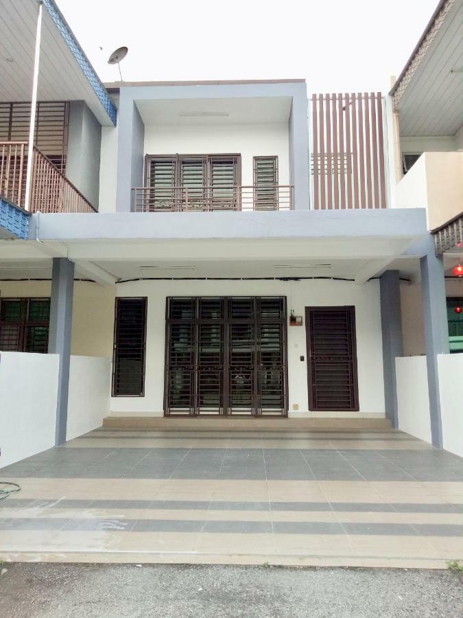 Kampar Sakura 3 Landed Villa Exterior foto